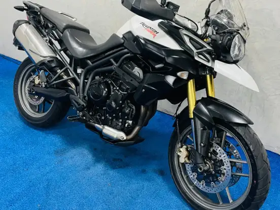 TRIUMPH-TIGER 800 ABS TRIUMPH-TIGER 800 ABS-2014