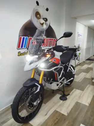 TRIUMPH TIGER 900 RALLY PRO 