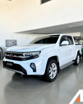 VOLKSWAGEN-AMAROK-2025