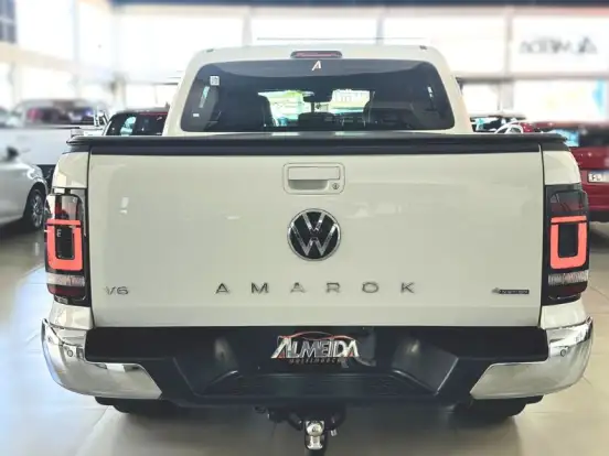 VOLKSWAGEN-AMAROK-3.0 V6 TDI DIESEL HIGHLINE CD 4MOTION AUTOMÁTICO VOLKSWAGEN-AMAROK-2025