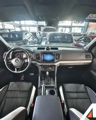 VOLKSWAGEN-AMAROK-2025