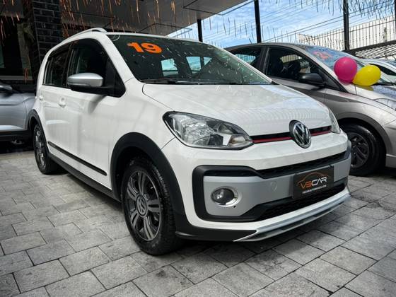VOLKSWAGEN CROSS UP 1.0 TSI 12V FLEX 4P MANUAL