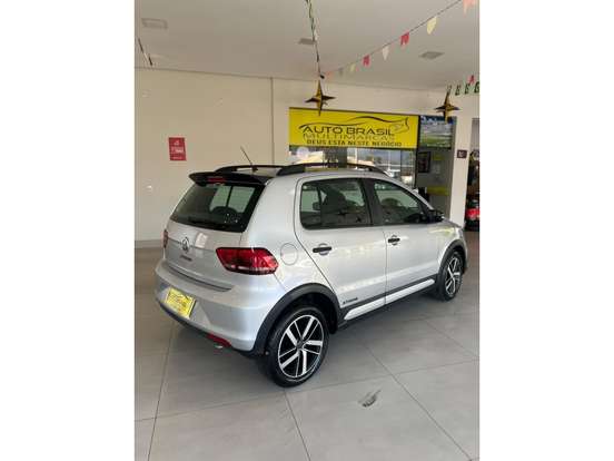 VOLKSWAGEN-FOX-1.6 MSI TOTAL FLEX CONNECT 4P MANUAL VOLKSWAGEN-FOX-2018