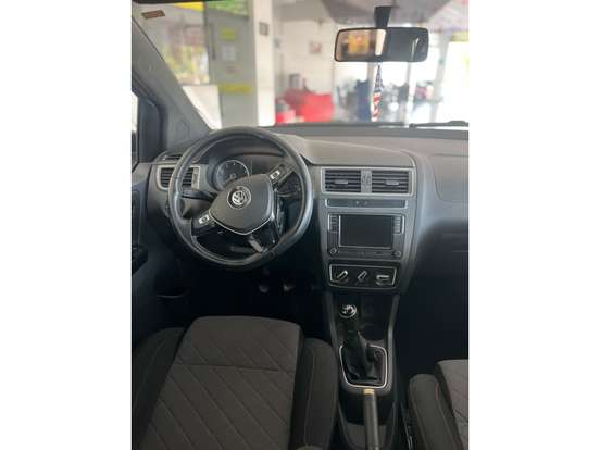 VOLKSWAGEN-FOX-2018