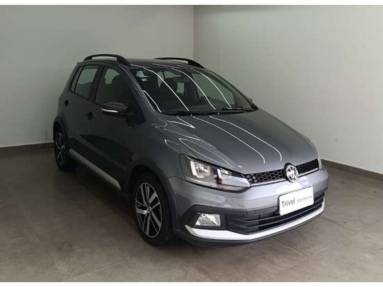 VOLKSWAGEN-FOX-2021