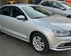 VOLKSWAGEN JETTA 1.4 16V TSI COMFORTLINE GASOLINA 4P TIPTRONIC VOLKSWAGEN JETTA 1.4 16V TSI COMFORTLINE GASOLINA 4P TIPTRONIC