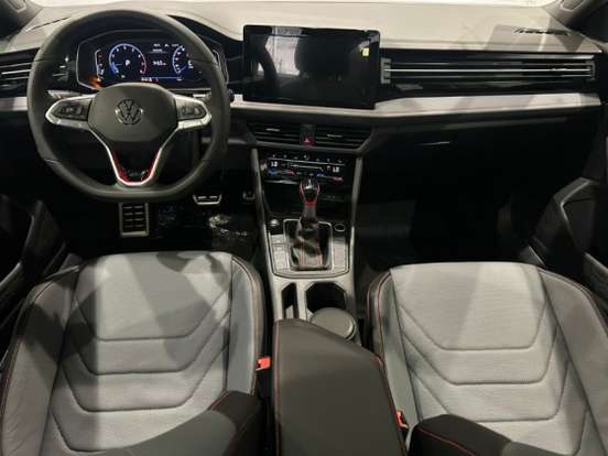 VOLKSWAGEN-JETTA-2026