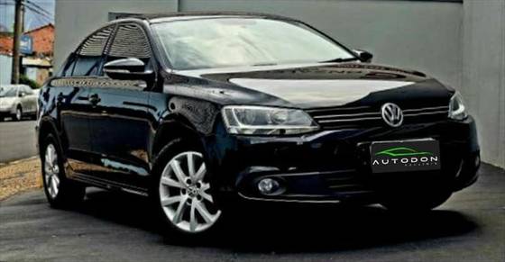 VOLKSWAGEN JETTA 2.0 COMFORTLINE FLEX 4P TIPTRONIC