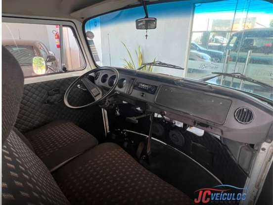 VOLKSWAGEN-KOMBI-1996