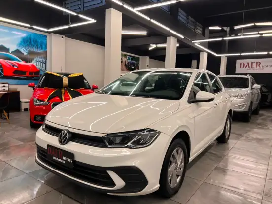 VOLKSWAGEN-POLO-2023