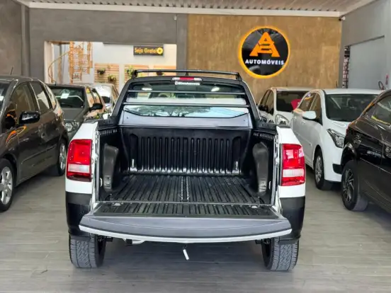 VOLKSWAGEN-SAVEIRO-2023