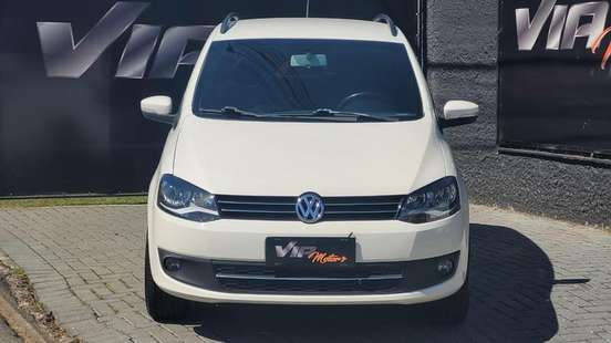 VOLKSWAGEN-SPACEFOX-2012