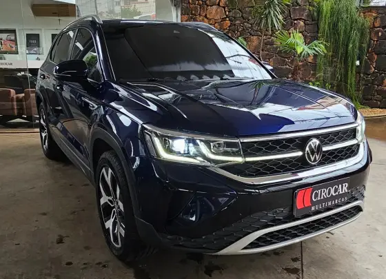 VOLKSWAGEN TAOS 1.4 250 TSI TOTAL FLEX HIGHLINE AUTOMÁTICO