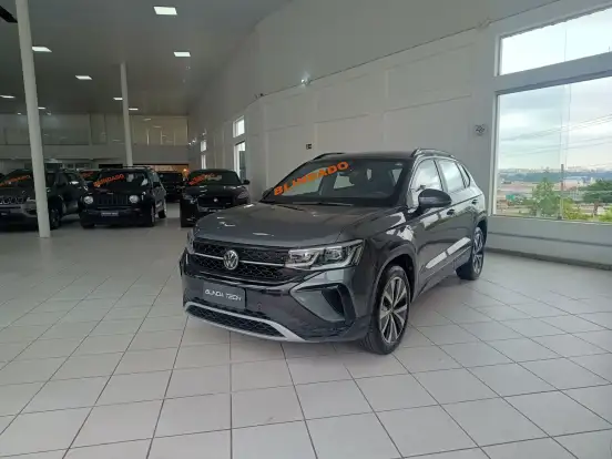VOLKSWAGEN-TAOS-2023