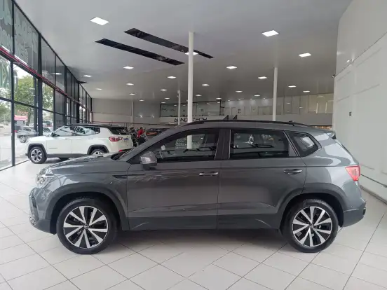 VOLKSWAGEN-TAOS-1.4 250 TSI TOTAL FLEX HIGHLINE AUTOMÁTICO VOLKSWAGEN-TAOS-2023