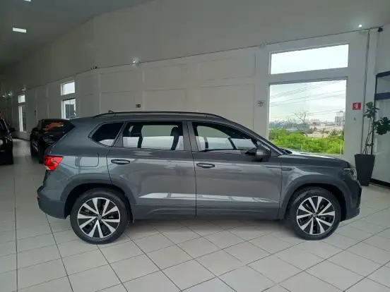 VOLKSWAGEN-TAOS-1.4 250 TSI TOTAL FLEX HIGHLINE AUTOMÁTICO VOLKSWAGEN-TAOS-2023
