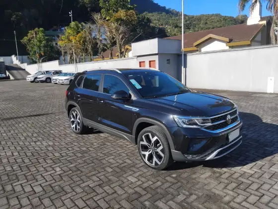 VOLKSWAGEN TAOS 1.4 250 TSI TOTAL FLEX HIGHLINE AUTOMÁTICO
