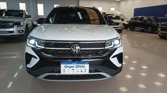 VOLKSWAGEN TAOS 1.4 250 TSI TOTAL FLEX HIGHLINE AUTOMÁTICO