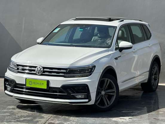 VOLKSWAGEN-TIGUAN-2018