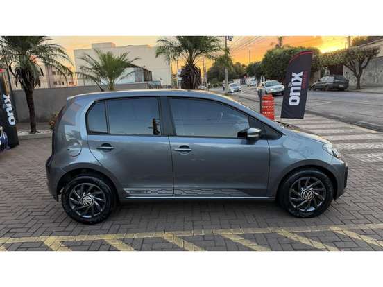 VOLKSWAGEN-UP-2019