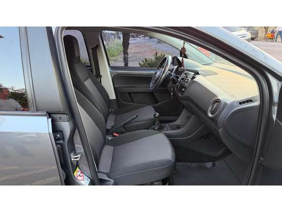 VOLKSWAGEN-UP-1.0 170 TSI TOTAL FLEX CONNECT 4P MANUAL VOLKSWAGEN-UP-2019