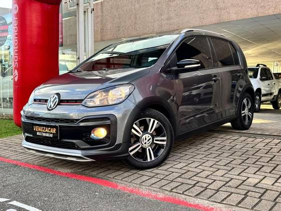 VOLKSWAGEN UP 1.0 170 TSI TOTAL FLEX XTREME 4P MANUAL