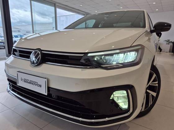 VOLKSWAGEN VIRTUS 1.0 200 TSI HIGHLINE AUTOMÁTICO