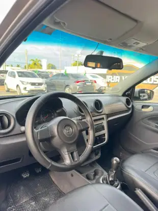 VOLKSWAGEN-VOYAGE-2015