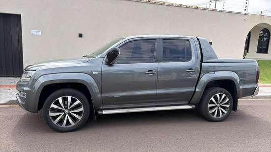 VOLKSWAGEN-AMAROK-2021