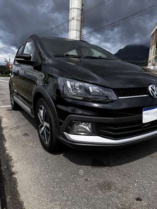 VOLKSWAGEN-FOX-2017