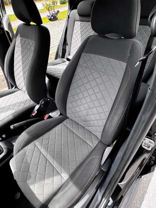 VOLKSWAGEN-FOX-2017