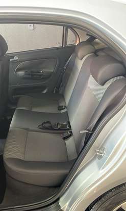 VOLKSWAGEN-GOL-2012