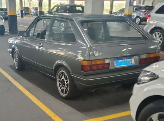 VOLKSWAGEN-GOL-1991