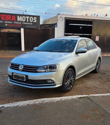 VOLKSWAGEN JETTA 1.4 16V TSI COMFORTLINE GASOLINA 4P TIPTRONIC