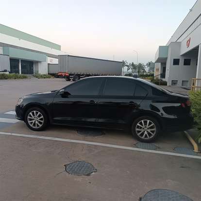 VOLKSWAGEN-JETTA-1.4 16V TSI TRENDLINE GASOLINA 4P TIPTRONIC VOLKSWAGEN-JETTA-2016