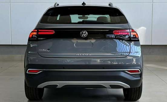 VOLKSWAGEN-NIVUS-1.0 200 TSI TOTAL FLEX HIGHLINE AUTOMÁTICO VOLKSWAGEN-NIVUS-2024