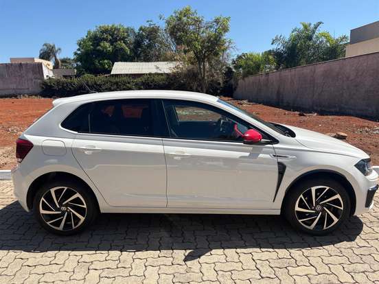 VOLKSWAGEN-POLO-1.0 200 TSI HIGHLINE AUTOMÁTICO VOLKSWAGEN-POLO-2019