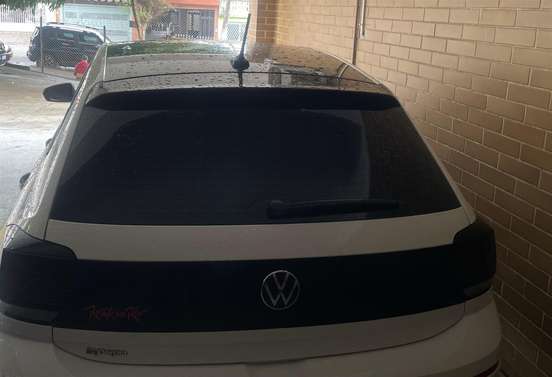 VOLKSWAGEN-POLO-2024