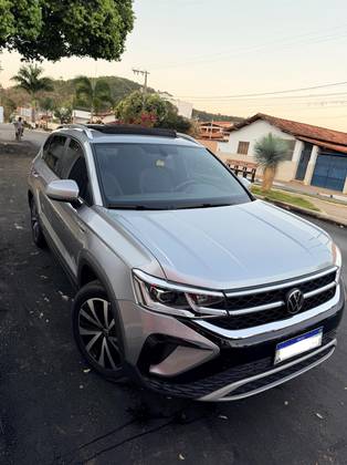 VOLKSWAGEN TAOS 1.4 250 TSI TOTAL FLEX HIGHLINE AUTOMÁTICO