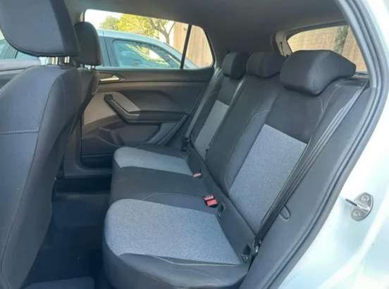 VOLKSWAGEN-T-CROSS-2025