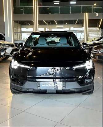 VOLVO-EX30-2024