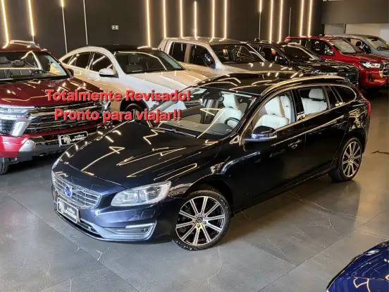VOLVO-V60-2.0 T4 MOMENTUM GASOLINA 4P AUTOMÁTICO VOLVO-V60-2017