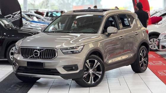 VOLVO XC40 1.5 T5 RECHARGE INSCRIPTION GEARTRONIC