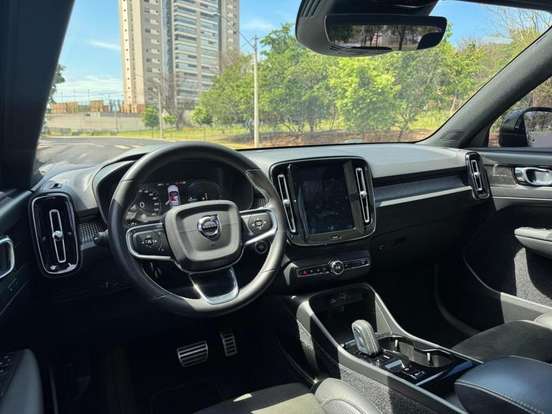 VOLVO-XC40-1.5 T5 RECHARGE R-DESIGN GEARTRONIC VOLVO-XC40-2020