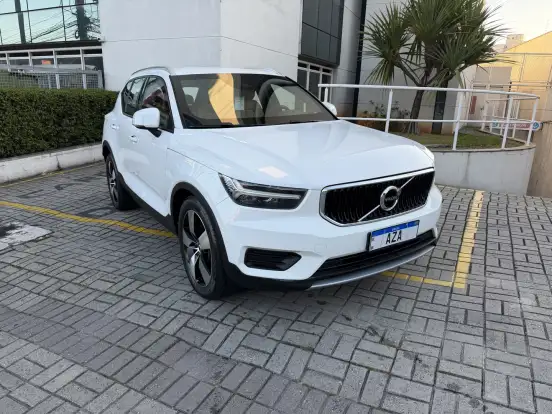 VOLVO-XC40-2.0 T5 GASOLINA MOMENTUM AWD GEARTRONIC VOLVO-XC40-2018