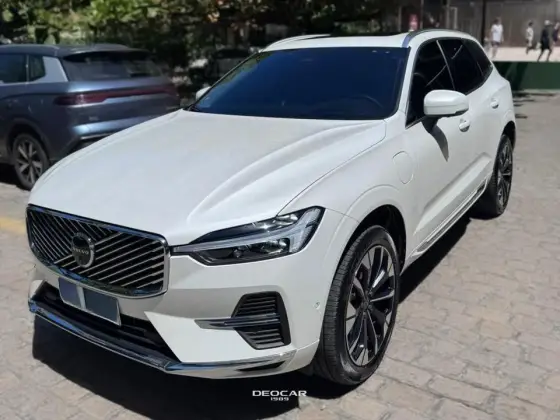 VOLVO XC60 2.0 T8 PHEV ULTRA AWD GEARTRONIC