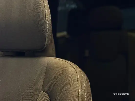 VOLVO-XC60-2025