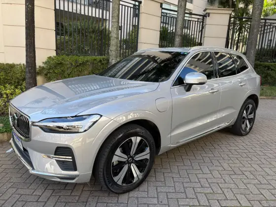 VOLVO XC60 2.0 T8 RECHARGE PLUS AWD GEARTRONIC