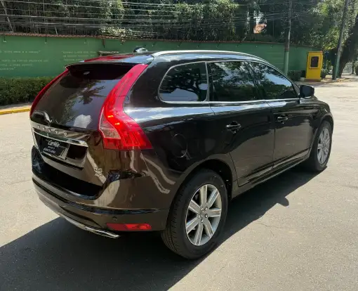 VOLVO-XC60-2.4 D5 KINETIC DIESEL AWD 4P AUTOMÁTICO VOLVO-XC60-2016