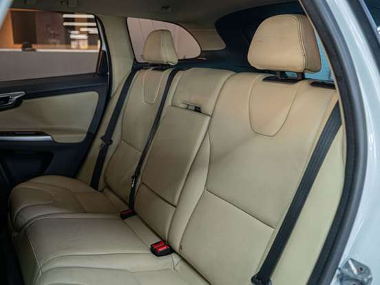 VOLVO-XC60-2.0 T5 DYNAMIC FWD TURBO GASOLINA 4P AUTOMÁTICO VOLVO-XC60-2015